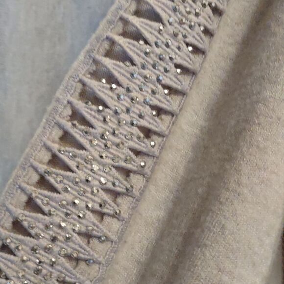 Milano Size Women's XL Classic‎ Neutral Beige Sweater Open Weave Studded Sleeve - Picture 3 of 10
